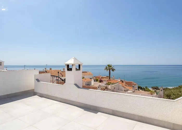 Ferienhaus Wonderful House Just Above The Sea Nerja