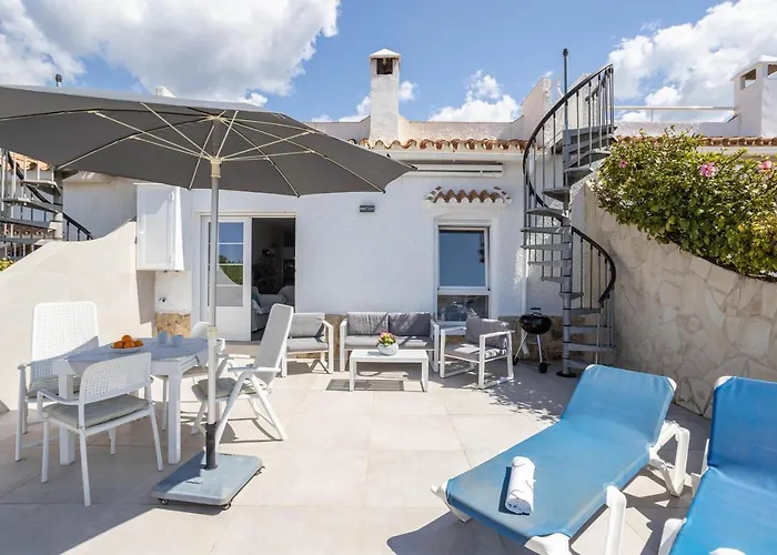 Wonderful House Just Above The Sea Nerja