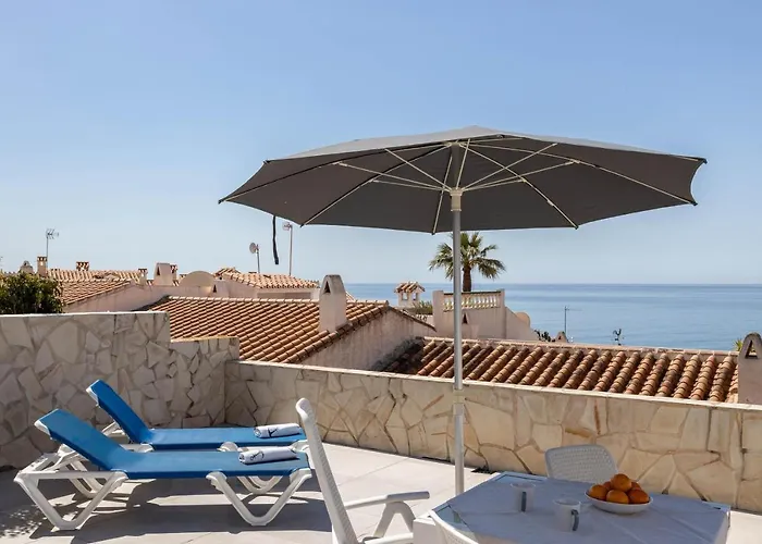 Wonderful House Just Above The Sea