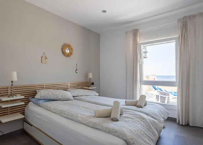 Wonderful House Just Above The Sea Дом отдыха